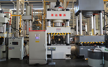 徐州生產(chǎn)500噸四柱液壓機(jī)廠家哪里好？