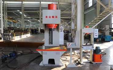 200噸單臂液壓機(jī)多少錢？
