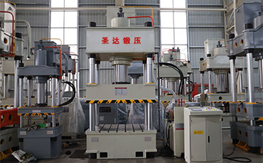 四柱液壓機(jī)工作原理是什么？